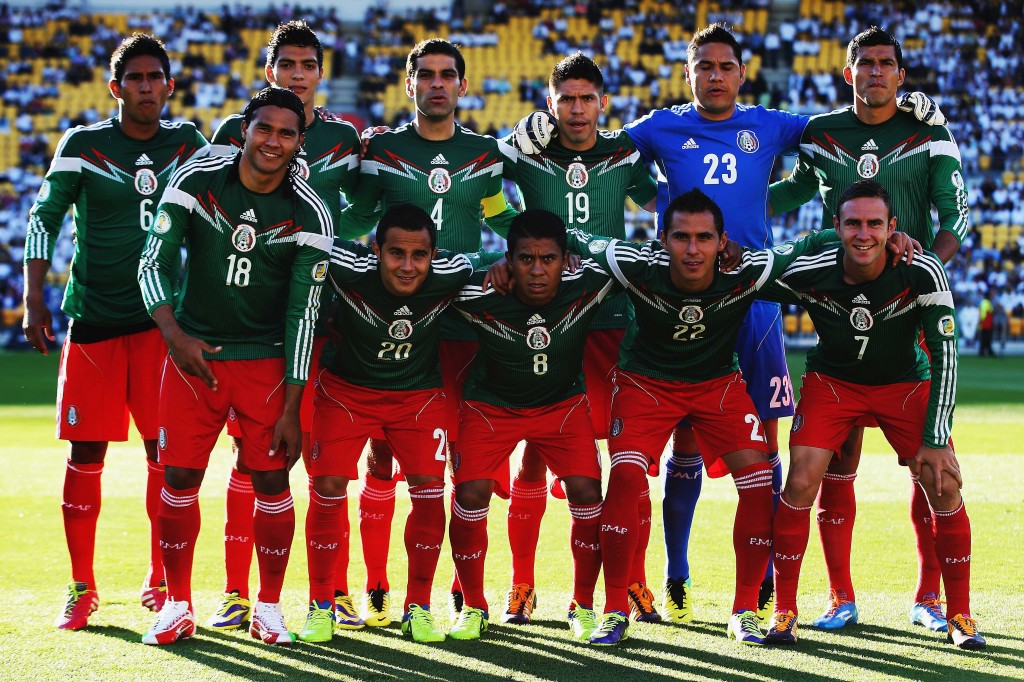 Meksiko valmistautumassa ratkaisevaan otteluun Uusi-Seelantia vastaan.