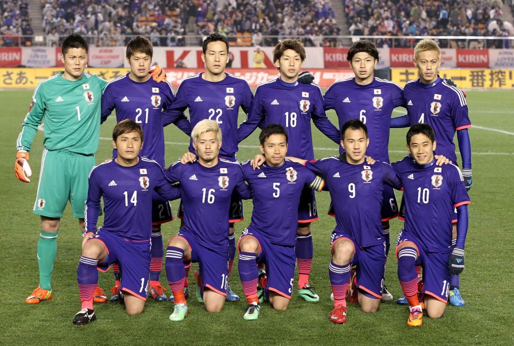 NO SALES IN JAPAN! 2014-3-5 Tokyo, Japan, Mannschaftsfoto Teamfoto, Japan team: hintere Reihe von li