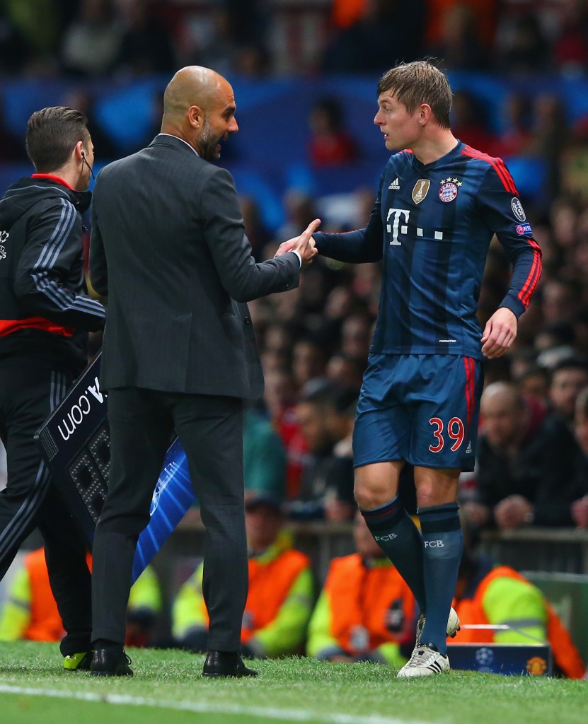 Bayernin Toni Kroos on spekuloitu siirtyvän ensi kaudeksi ManUn paitaan (Getty)