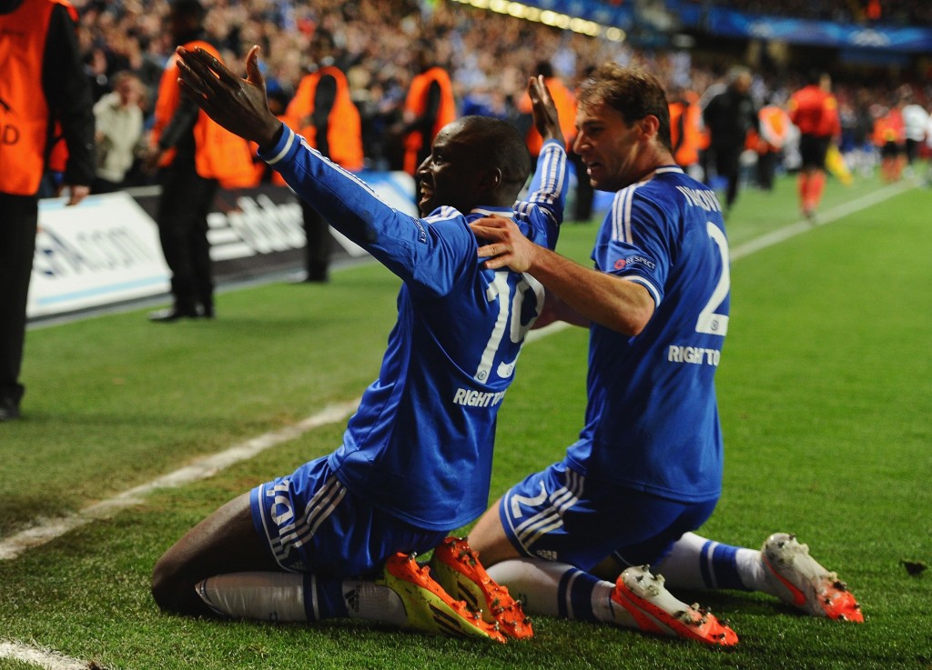 Demba Ba teki Chelsean toisen maalin ja ratkaisi otteluparin (Getty Images)