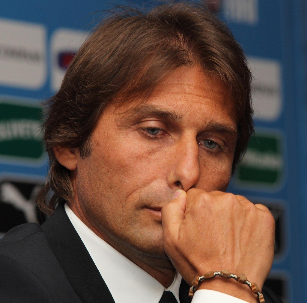 Antonio Conte voitti Juventuksen peräsimessä kolme mestaruutta ja siirtyi kesällä Italian maajoukkueen päävalmentajaksi. Kuva(Getty)