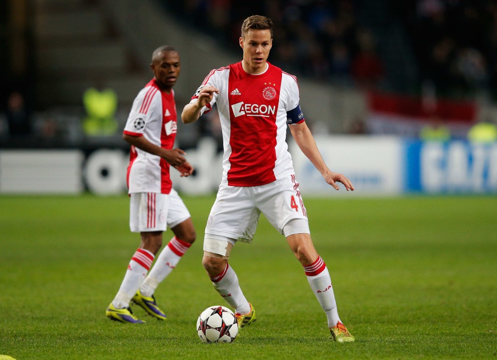 Niklas Moisander saattaa pelata viimeistä kauttaan Ajaxin väreissä. (Getty Images)