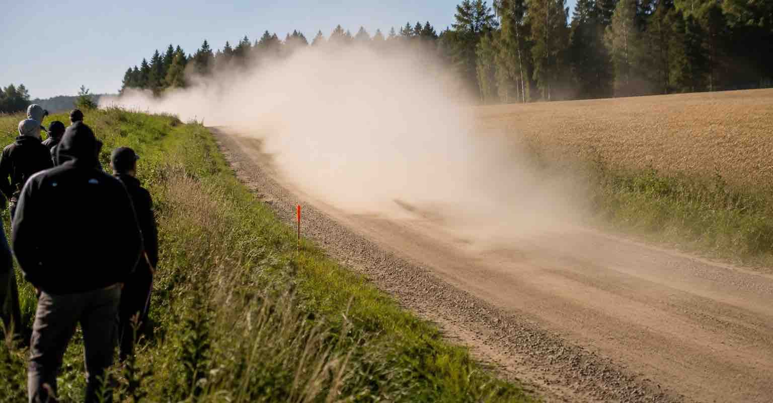 Ralli, ihmiset, hiekkatie